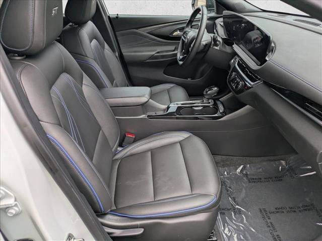 Used 2025 Buick Envista Sport Touring FWD image 20