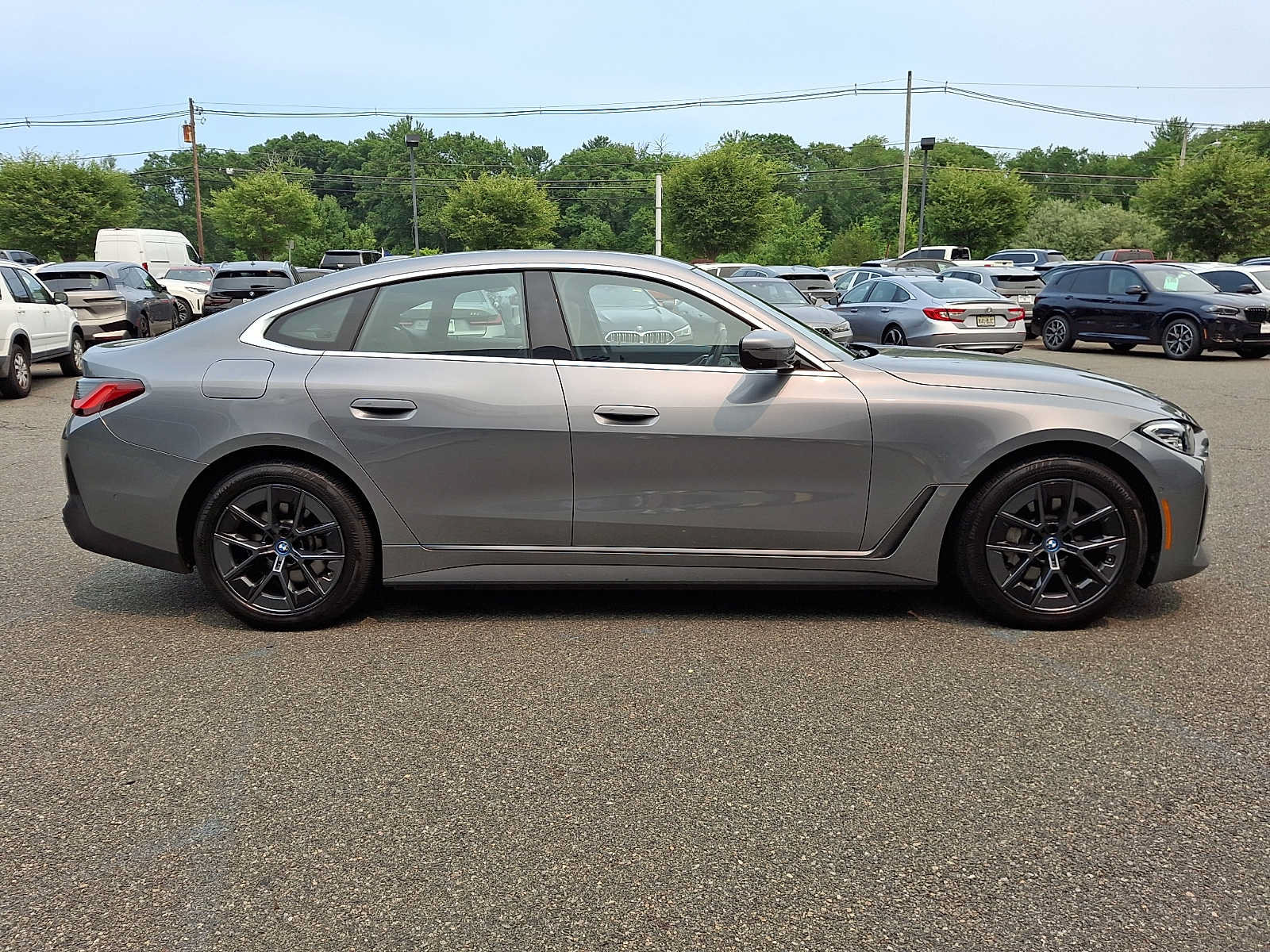 Used 2024 BMW i4 eDrive40 w/ Premium Package RWD image 8