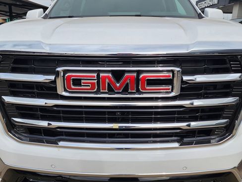 New 2026 GMC Yukon XL Elevation image 9