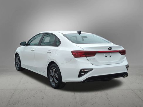Used 2021 Kia Forte LXS image 4