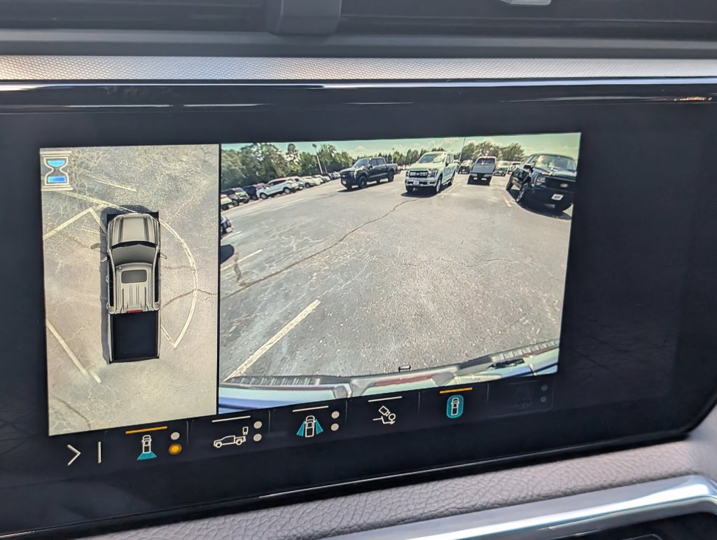 Used 2023 GMC Sierra 1500 Denali w/ Technology Package AWD/4WD image 19