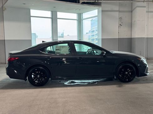 New 2026 Toyota Camry SE FWD image 10