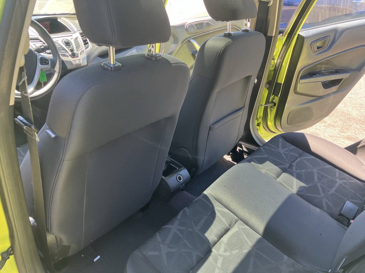 Used 2011 Ford Fiesta SE w/ 203A Rapid Spec Order Code FWD image 28