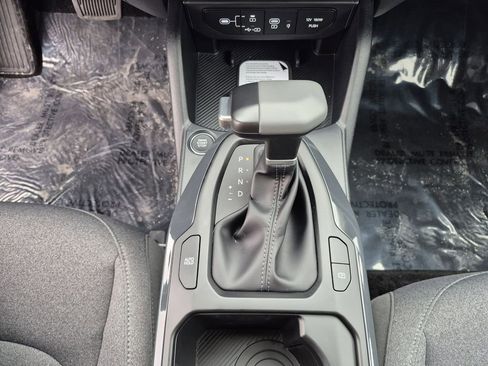 New 2025 Kia K4 EX image 9