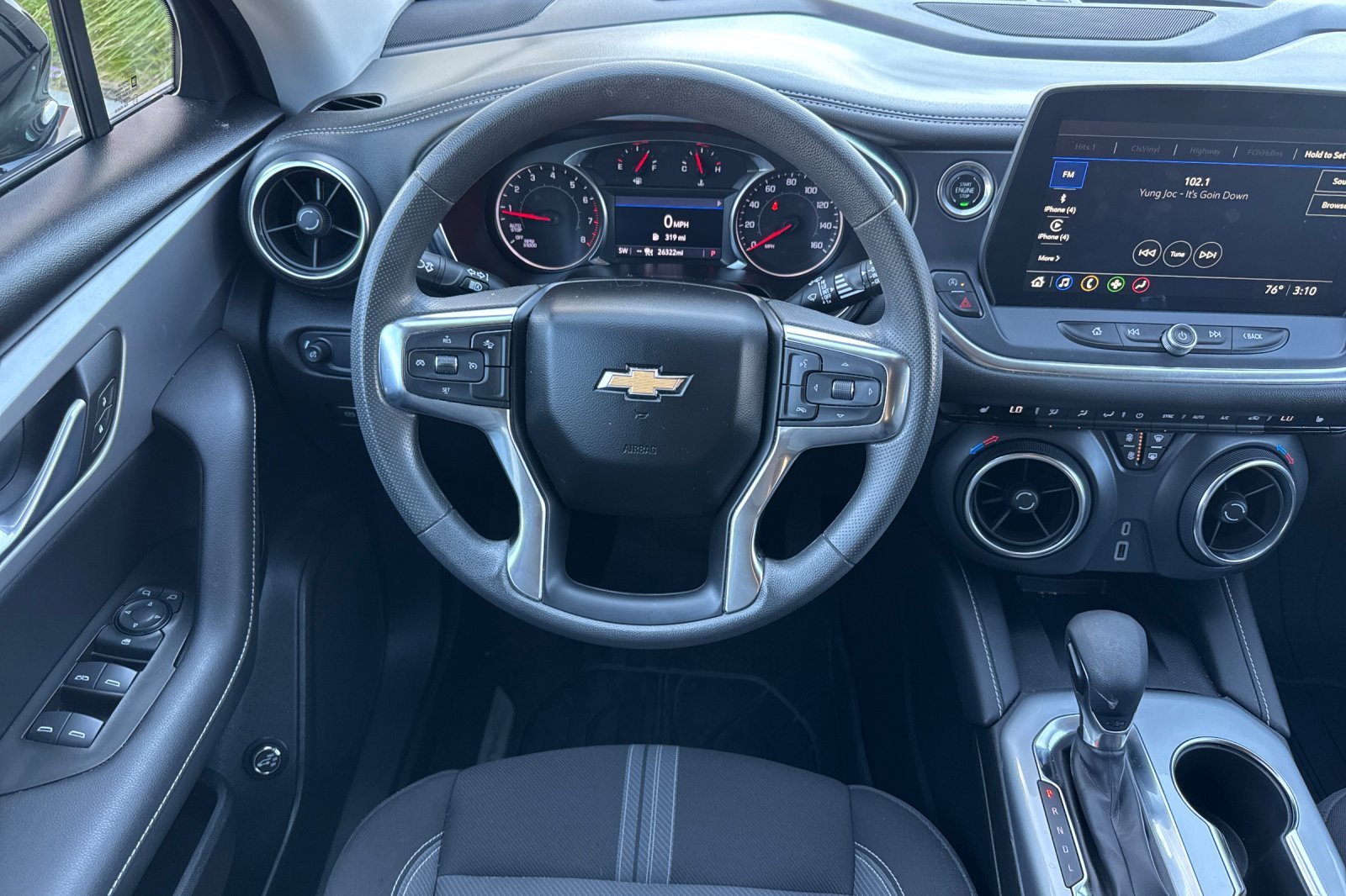Used 2024 Chevrolet Blazer LT w/ Redline Edition FWD image 16