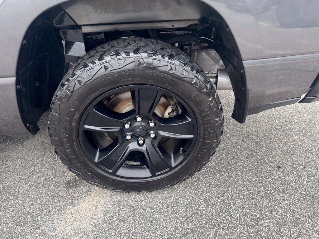 Used 2020 RAM 1500 Big Horn AWD/4WD image 11