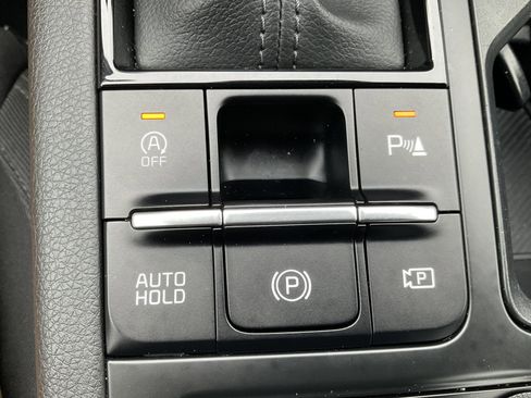 Used 2025 Kia K5 LXS FWD image 19
