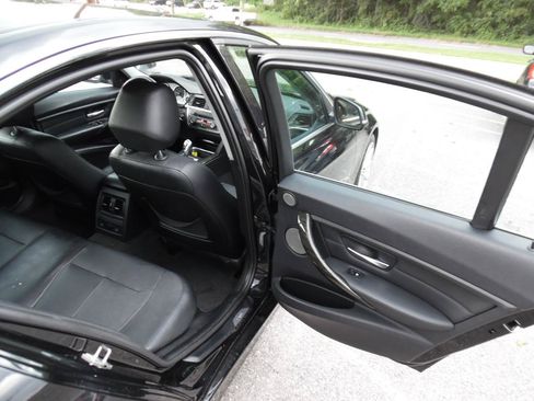 Used 2013 BMW 335i Sedan RWD image 20