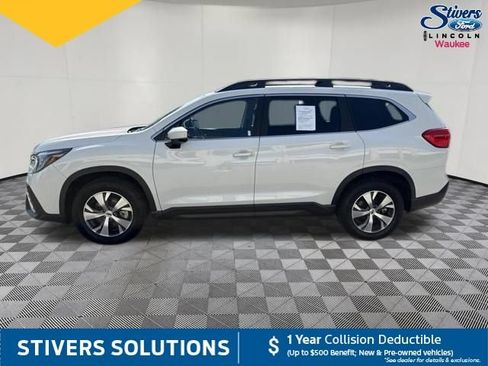 Used 2025 Subaru Ascent Premium AWD/4WD image 11