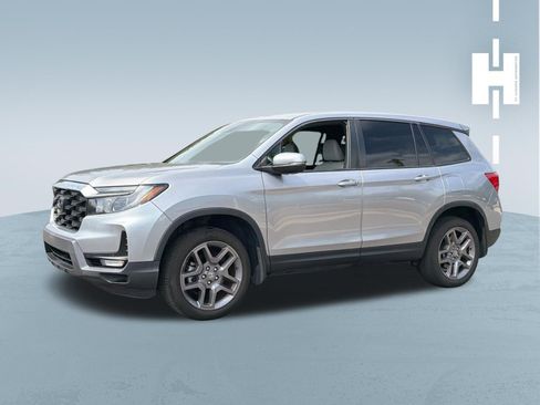 Used 2023 Honda Passport EX-L image 3