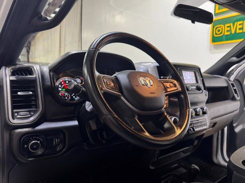 Used 2023 RAM 2500 Tradesman w/ Chrome Appearance Group AWD/4WD image 10