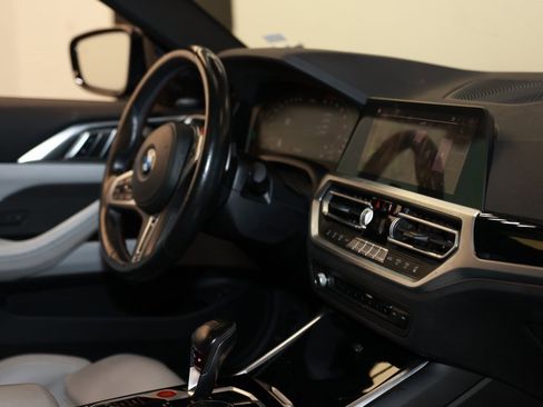 Used 2021 BMW M4 Competition w/ Executive Package image 17