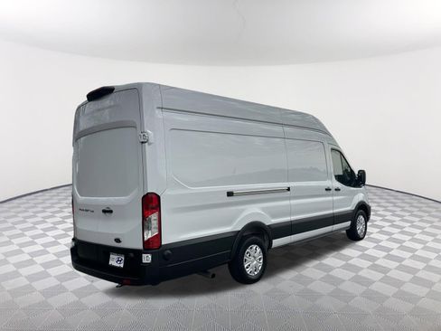 Used 2025 Ford Transit 250 148 High Roof Extended w/ Load Area Protection Package image 7