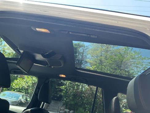 Used 2021 Honda Pilot Black Edition image 19
