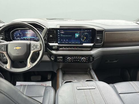 Used 2024 Chevrolet Silverado 3500 High Country w/ Technology Package image 22