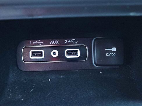 Used 2020 Jeep Grand Cherokee Altitude image 32