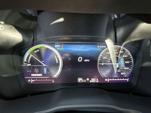 Used 2025 Subaru Forester Limited image 15