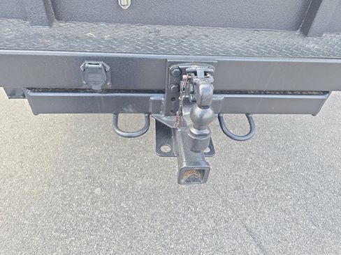 Used 2018 RAM 3500 Tradesman w/ Power & Remote Entry Group image 9