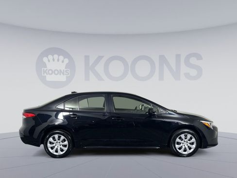 Used 2025 Toyota Corolla LE FWD image 12