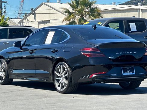 Used 2023 Genesis G70 2.0T RWD image 6
