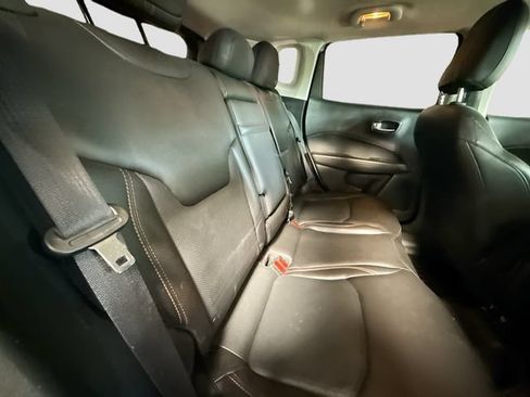 Used 2018 Jeep Compass Limited AWD/4WD image 25