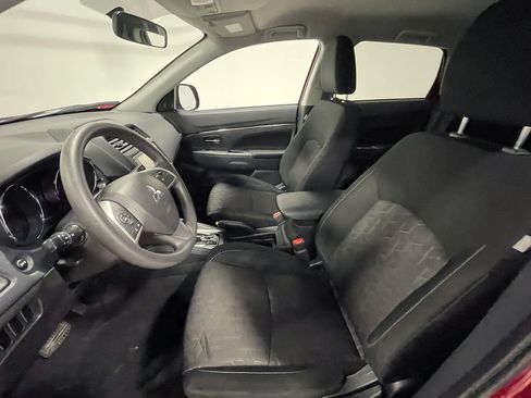 Used 2020 Mitsubishi Outlander Sport AWD image 3