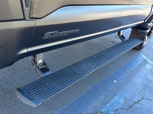 Used 2024 Ford F250 Lariat w/ Lariat Ultimate Package image 9