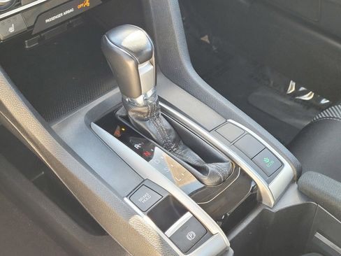 Used 2019 Honda Civic EX image 26