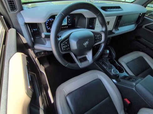 Used 2024 Ford Bronco Wildtrak AWD/4WD image 10
