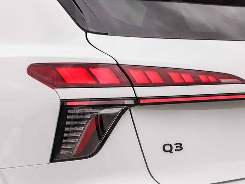 New 2026 Audi Q3 quattro 2.0T AWD/4WD image 12