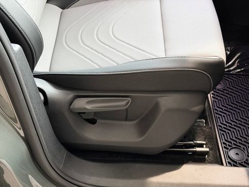 New 2026 Volkswagen Tiguan SE R-Line AWD/4WD image 28