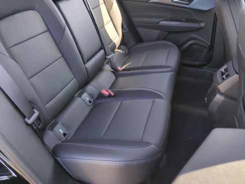 New 2026 Chevrolet Equinox EV LT image 25