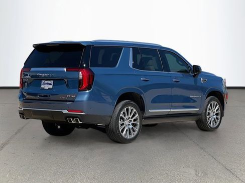 New 2026 GMC Yukon Denali w/ Sun & Power Step Package image 4
