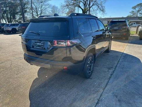 New 2026 Jeep Cherokee Laredo AWD/4WD image 30