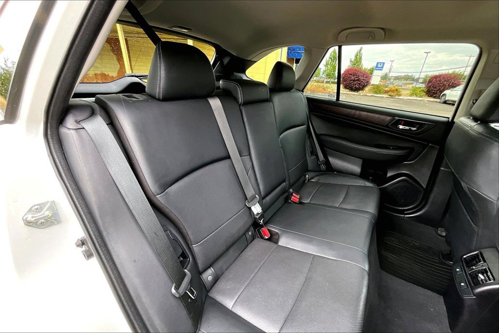Used 2016 Subaru Outback 3.6R Limited AWD/4WD image 20