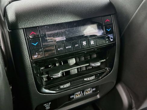 Certified 2023 Jeep Grand Cherokee Overland w/ Luxury Tech Group IV AWD/4WD image 38