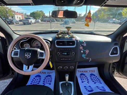 Used 2013 Dodge Avenger SXT image 6