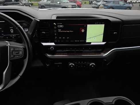 Used 2024 GMC Sierra 3500 SLE AWD/4WD image 13