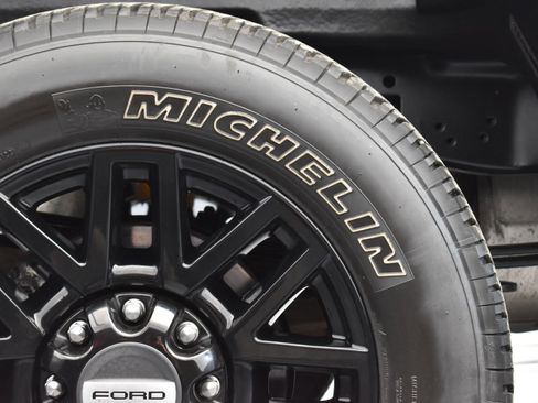 Used 2022 Ford F250 Lariat w/ Lariat Ultimate Package image 41