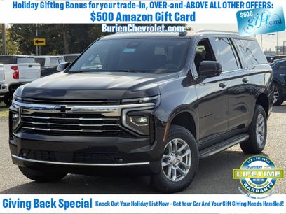 New 2026 Chevrolet Suburban LT w/ Comfort Package