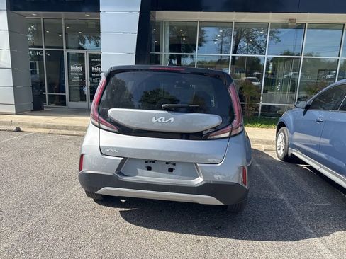 Used 2024 Kia Soul LX w/ Option Group 015 image 7