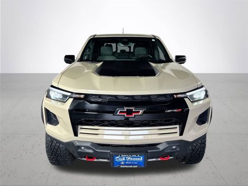 Used 2023 Chevrolet Colorado ZR2 w/ ZR2 Convenience Package III image 3