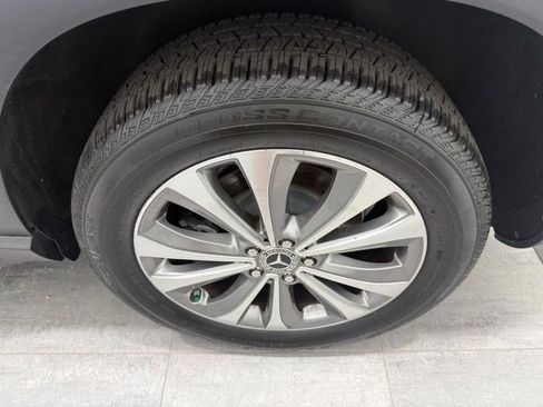Certified 2020 Mercedes-Benz GLE 350 4MATIC w/ Premium Package image 4