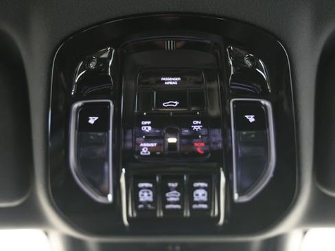 Used 2024 Maserati Grecale GT AWD/4WD image 45