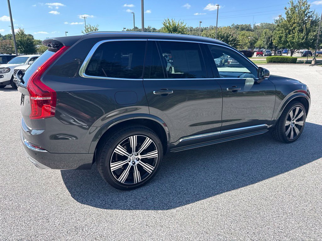 Used 2021 Volvo XC90 T6 Inscription w/ Climate Package AWD/4WD image 3