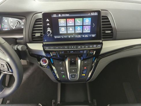Certified 2025 Honda Odyssey Touring image 15