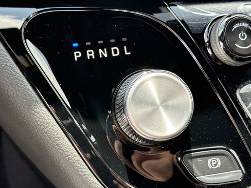 New 2026 Chrysler Pacifica Select image 20