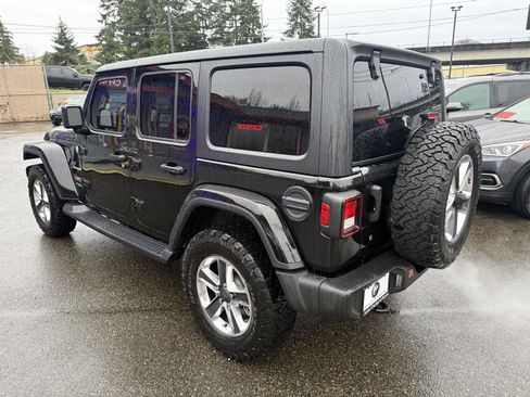 Used 2020 Jeep Wrangler Unlimited Sahara image 11