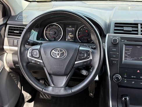 Used 2016 Toyota Camry SE w/ Protection Package (Q2) FWD image 15