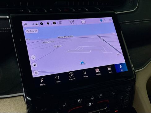 Certified 2025 Jeep Grand Cherokee L Limited w/ Luxury Tech Group II image 21